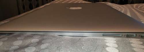 AS NEW!*INCREDIBLE!! APPLE MACBOOK AIR i5 128GB SSD 8GB RAM HD 6000