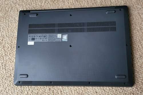 Lenovo Ideapad 3 Intel Celeron N4020 with Backpack, Box and Original Charger
