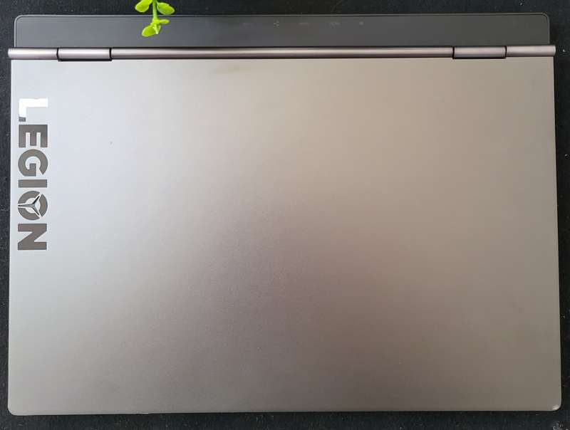 Lenovo Legion Gaming Laptop Core i7 9th Gen RTX 2070 16 GB Ram 512 NVMe 1TB HDD
