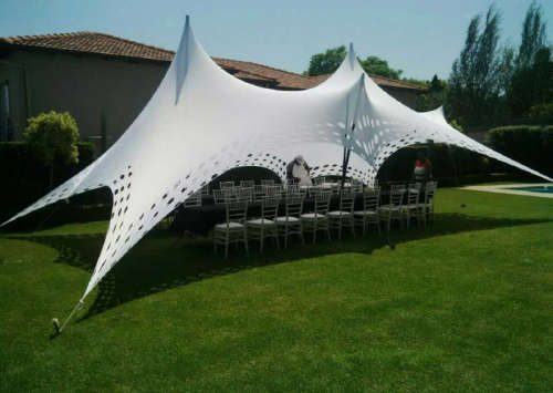 Stretch tent for Decor with poles