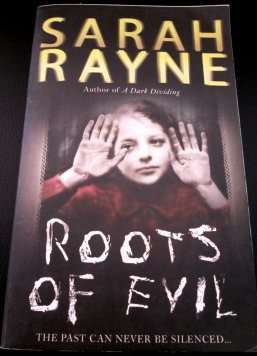 Roots of Evil by SARAH RAYNE - Paperback - Condition: Virtually New**