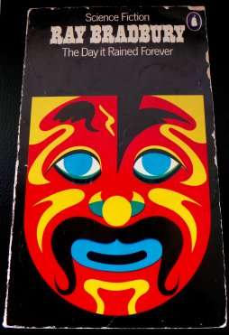 The Day it Rained Forever by RAY BRADBURY - RARE SCI-FI Paperback - See image.