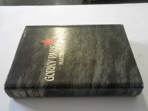 MARTIN CRUZ SMITH : GORKY PARK - First Edition (1981) Hardcover - UK:Collins - Condition: Good*