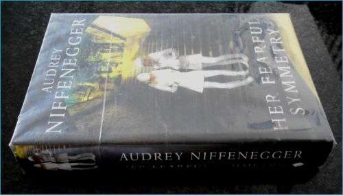 Her Fearful Symmetry by Audry Niffenegger - First Edition Hardcack 2009 - Jonathan Cape Pub.