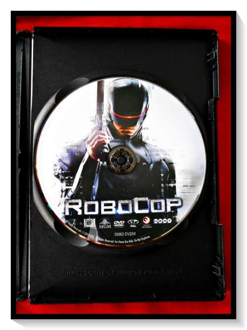 ROBOCOP - Science Fiction - MGM - DVD - Disc & Cover Leaf in Excellent Condition***