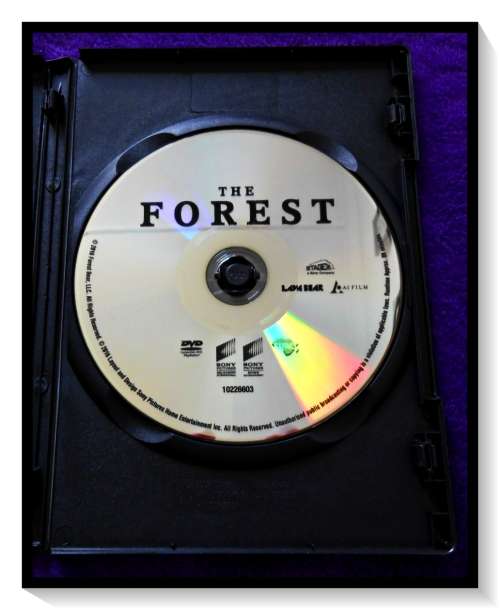 The Forest - Genre: Psychological Horror - PG13 - DVD - Cover & DVD Disc in Excellent Condition*