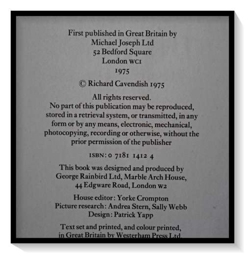 THE TAROT by RICHARD CAVENDISH - First Edition Hardcover - 1975 - Michael Joseph Ltd.
