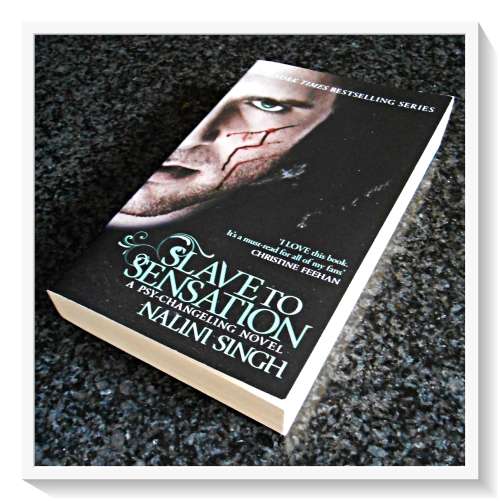 NALINI SINGH - Slave to Sensation - New Paperback - 2010 - GOLLANCZ Pub.