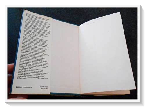 Robin Cook: Godplayer - Large Hardcover - 1st British Edition - Macmillan - 1983 Condition: B