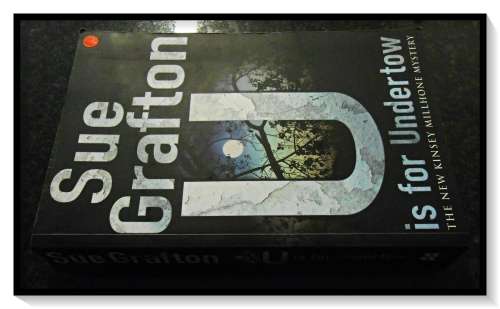 Sue Grafton: U is for Undertow - Large Softcover - HarperCollins - Condition: B+