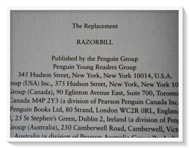 The Replacement by BRENNA YOVANOFF - 2010 - RAZORBILL Press - First US Edition - Cond. B+