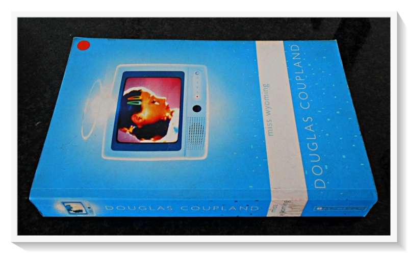 DOUGLAS COUPLAND: Miss Wyoming - Softcover - Flamingo Press - Condition: B+