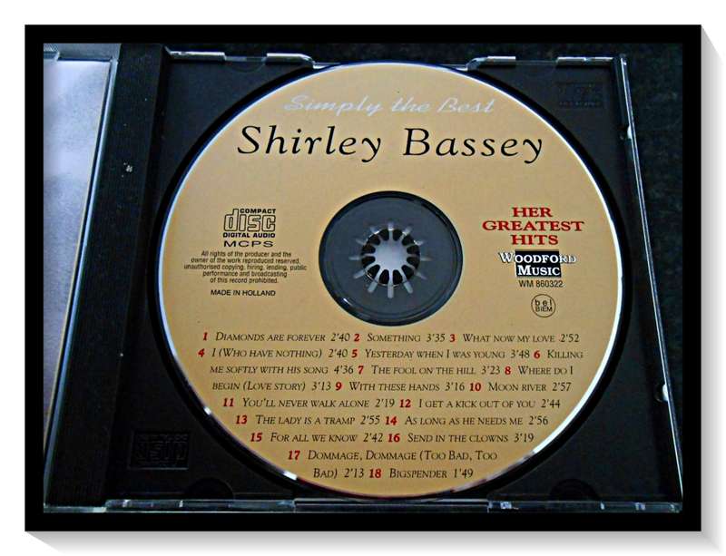 Shirley Bassey: Her Greatest Hits - 1995 - Woodford Music - In Excellent Condition*