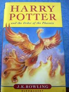 HARRY POTTER AND THE ORDER OF THE PHOENIX - HARDCOVER - GOOD CONDITION - SEE JPEG.