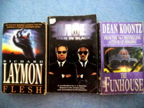 3 x Paperbacks for R20!!!!!!!!!!  -  See Larger Image (Koontz, Laymon, MIB)