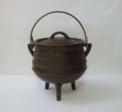 VINTAGE COPPER-PLATED CAST IRON SIZE 1/4 POTJIE & LID