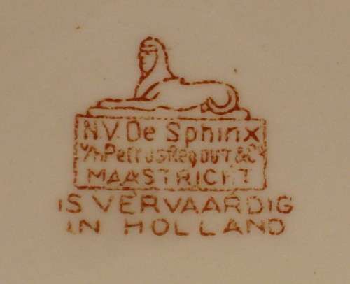 VINTAGE DE SPHINX MAASTRICHT 'VOORTREKKEREEUFEES' 1838-1938 COMMEMORATIVE SERVING TUREEN & LID