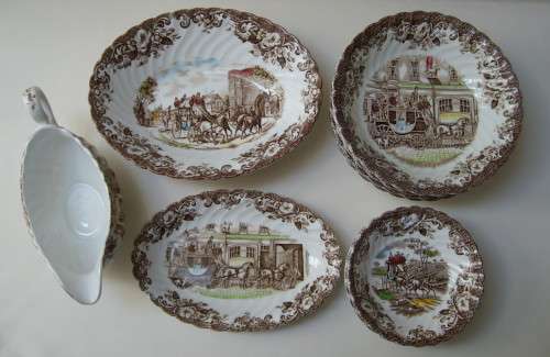 VINTAGE JOHNSON BROS 'COACHING SCENES' 57pc DINNER SERVICE & TEA SET ~ Personal Collection Only!!!