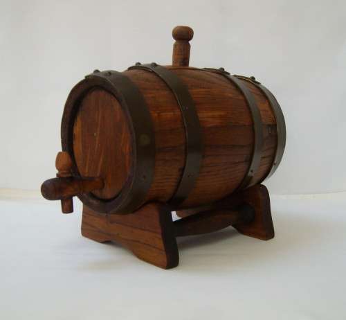 VINTAGE OAK WINE BARREL & STAND