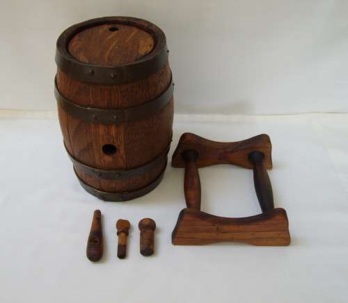 VINTAGE OAK WINE BARREL & STAND