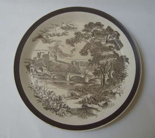 VINTAGE ENOCH WEDGWOOD 'COUNTRYSIDE' 26.5cm DINNER PLATE