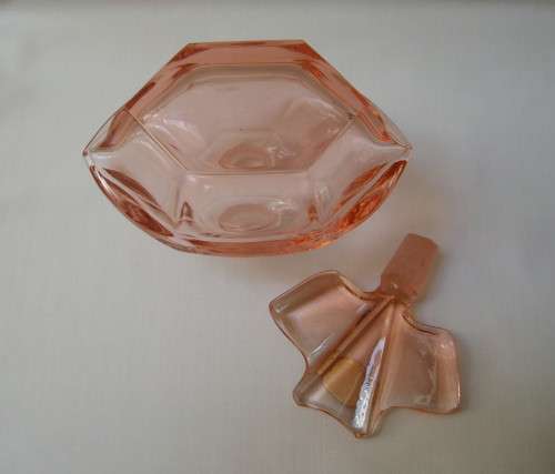VINTAGE BOHEMIAN 'CZECO DECO' PINK GLASS PERFUME BOTTLE & STOPPER ~ Chipped!!!