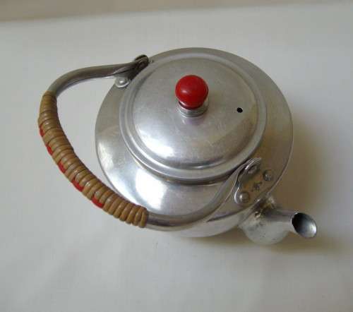 VINTAGE MADE IN JAPAN ALUMINIUM TEAPOT & COVER with STRAINER c1970's