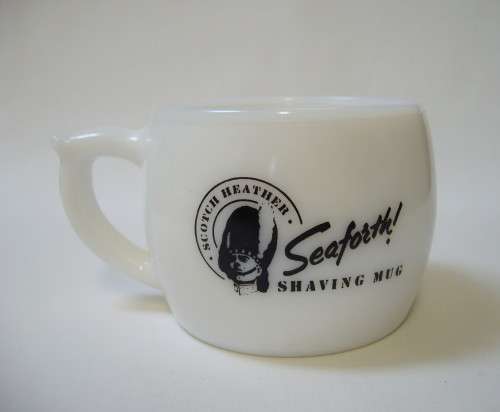 VINTAGE SEAFORTH SCOTCH HEATHER MILK GLASS SHAVING MUG