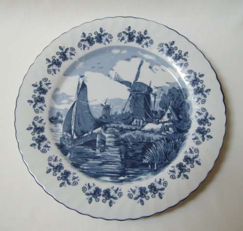 SET OF SIX VINTAGE OUDE MOLEN DELFT BLUE 'WINDMILL' 25cm DINNER PLATES ~ General Wear!!!