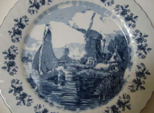 SET OF SIX VINTAGE OUDE MOLEN DELFT BLUE 'WINDMILL' 25cm DINNER PLATES ~ General Wear!!!