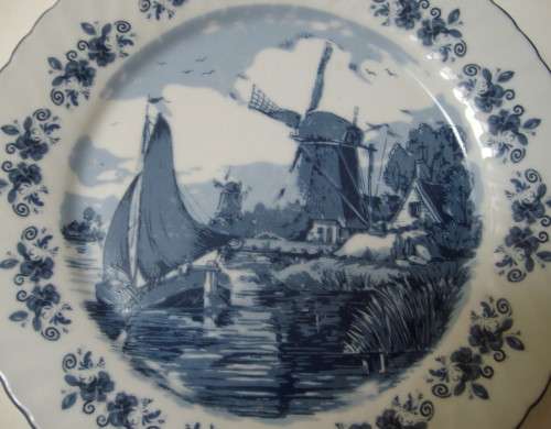 SET OF SIX VINTAGE OUDE MOLEN DELFT BLUE 'WINDMILL' 25cm DINNER PLATES ~ General Wear!!!