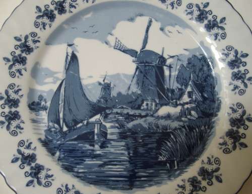 SET OF SIX VINTAGE OUDE MOLEN DELFT BLUE 'WINDMILL' 25cm DINNER PLATES ~ General Wear!!!