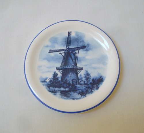 VINTAGE AB CERAMICS 'DELFT-STYLE WINDMILL' 9.5cm MINIATURE PLATE