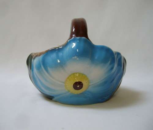VINTAGE LUCIA WARE No: 2201 BASKET VASE c1940's