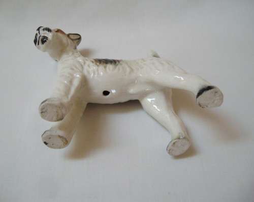 VINTAGE CERAMIC WIRE-HAIRED FOX TERRIER FIGURINE