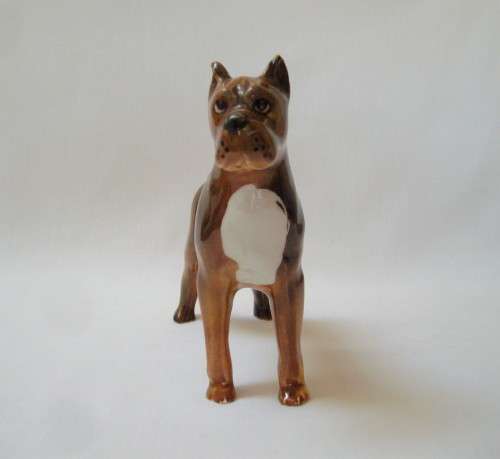 VINTAGE CERAMIC BOXER FIGURINE