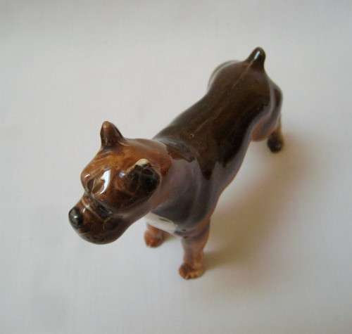 VINTAGE CERAMIC BOXER FIGURINE