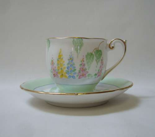 VINTAGE SHORE & COGGINS BELL CHINA PATTERN 4480 DEMITASSE COFFEE DUO c1940s ~ Cup Stained!