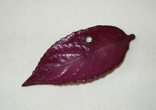 VINTAGE SCANDINAVIAN BUCH + DEICHMANN LUCITE BROOCH c1970's