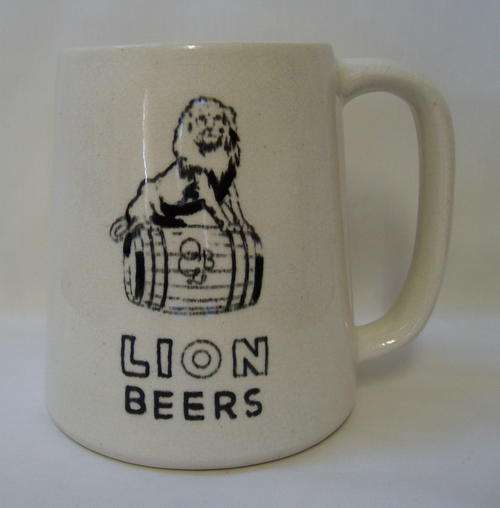 VINTAGE DROSTDY WARE 'LION BEERS' BEER MUG