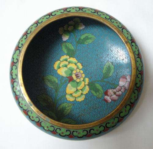 VINTAGE CHINESE CLOISONNE BOWL