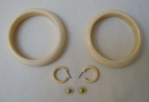 TWO VINTAGE PRE-CITES KRUGER PARK IVORY BANGLES & EARRINGS c1970's