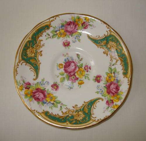 VINTAGE ROYAL STAFFORD GREEN "GLORIA" SAUCER