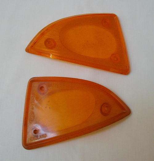 VINTAGE FORD ANGLIA DELUXE 105E (1962-1968) FRONT INDICATOR  LENSES