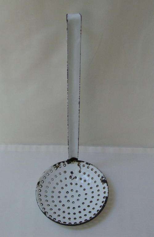 VINTAGE WHITE ENAMELWARE STRAINER LADLE
