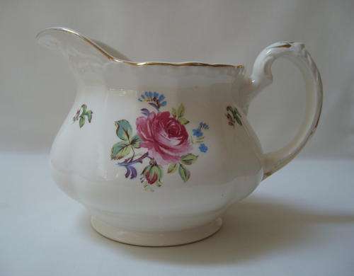 VINTAGE GRINDLEY CREAM PETAL 'PINK ROSE'  JUG c1954+