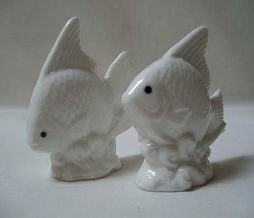VINTAGE 'ANGEL FISH' SALT & PEPPER SET
