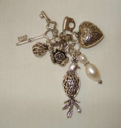 MCC ATELIER BURNISHED SILVER-TONE CHARM & BAROQUE PEARL PENDANT ENHANCER