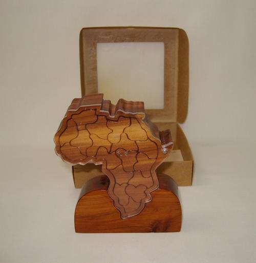 WOOD MAGIC AFRICAN PENCIL CEDAR 'AFRICA' JIGSAW PUZZLE