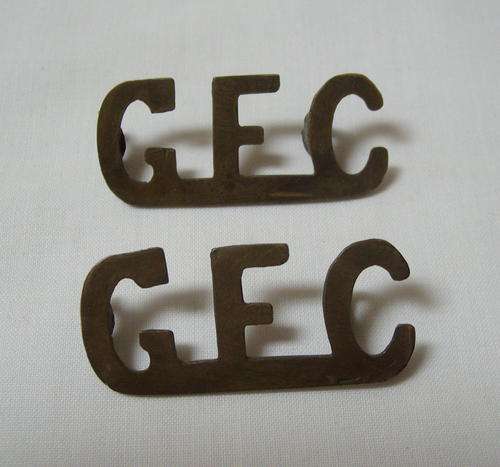 PAIR OF ANTIQUE BRITISH ANGLO-BOER WAR GORRINGE'S FLYING COLUMN SHOULDER TITLES c1901